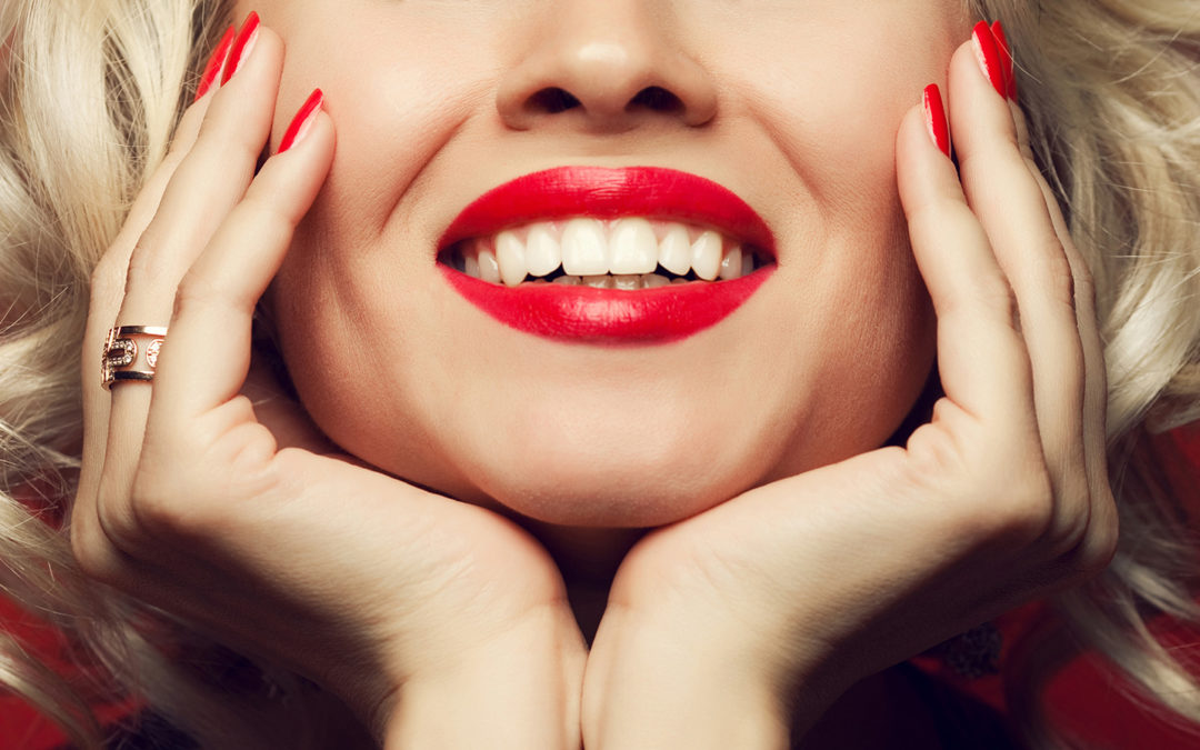 Ask Your Tyler and Longview Cosmetic Dentist: Smile Makeovers Aren’t Just for the Stars