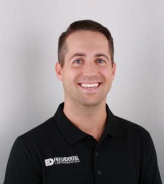 closed up portrait of Dr. Alan Anderson working at Fresh Dental Orthodontics South Tyler, TX
